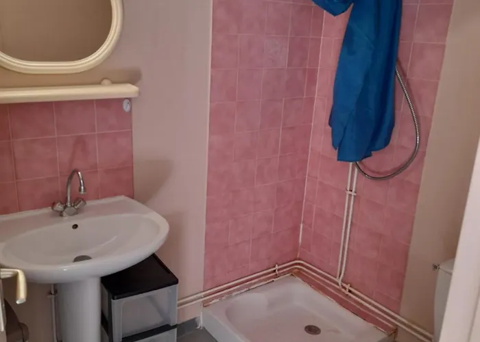 Super Centre Apartment *